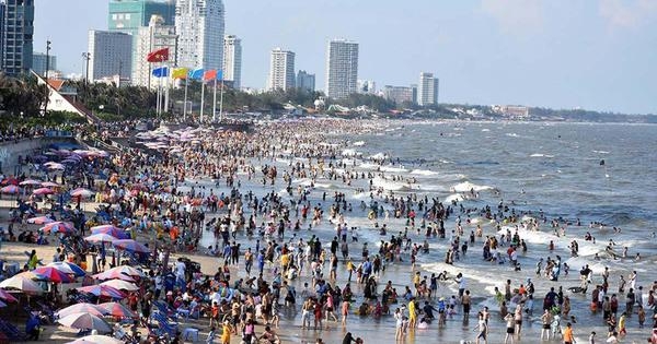 2022 - Thời điểm đón đầu phục hồi của ngành du lịch