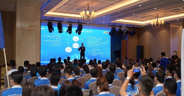 Thị trường môi giới bán lại BĐS tiềm năng, DXS đổ tiền vào iHouzz