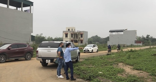 Tốc độ tăng giá nhà đất vượt vàng và chứng khoán