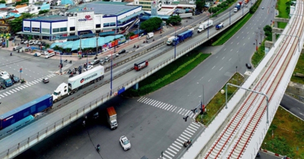 Phát triển hàng loạt khu đô thị dọc metro