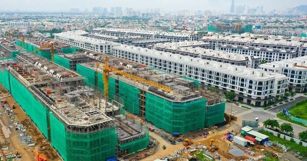 Doanh nghiệp địa ốc xoay xở ra sao khi khó tiếp cận vốn vay?