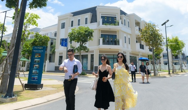 Nhà đầu tư bất ngờ khi trải nghiệm khu đô thị sinh thái Aqua City - Ảnh 2.
