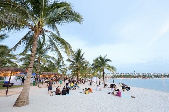 Ăn chơi kín tuần nguyên tháng - Đặc quyền của cư dân “quận Ocean” - Ảnh 1.