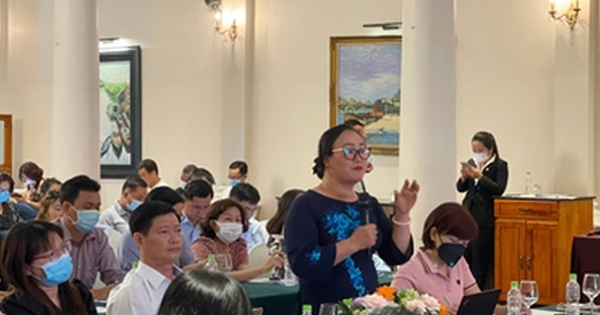 Than trời về thủ tục nhà đất!