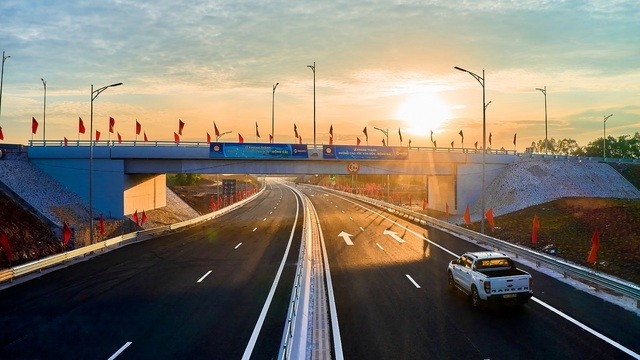 Cao tốc Vân Đồn – Móng Cái: Đòn bẩy ngoạn mục cho Quảng Ninh - Ảnh 1.