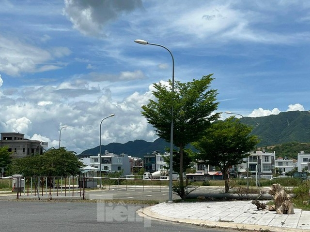 Cận cảnh khu đô thị nợ thuế nghìn tỷ ở Nha Trang bị tạm dừng giao dịch một phần - Ảnh 6.