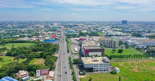 Đón dòng tiền 457.000 tỷ đồng, bất động sản vào cuộc đua mới