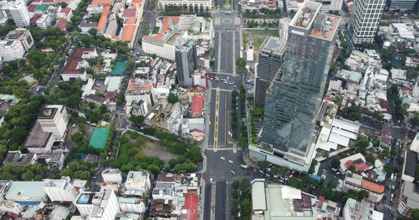 Hai dự án cỏ mọc hoang trên đất tỷ đồng/m2 ở TP HCM