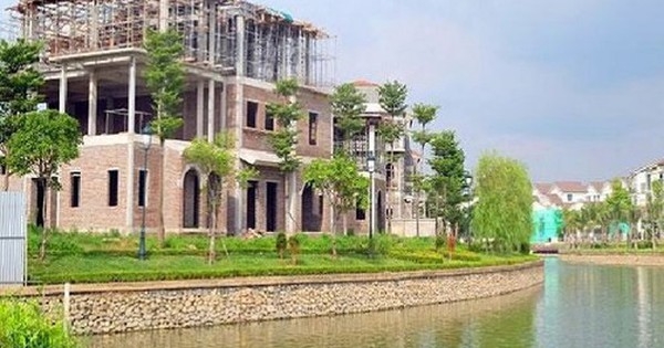 Chấp nhận thuê nhà dành tiền đầu tư, 7 năm sau, nhờ may mắn vợ chồng trẻ sở hữu biệt thự hàng chục tỷ