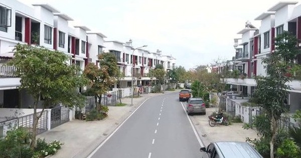 Người mua không dám xuống tiền, giá nhà vẫn tiếp tục tăng