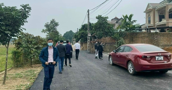 Nhà đầu tư “chán” đất nền?