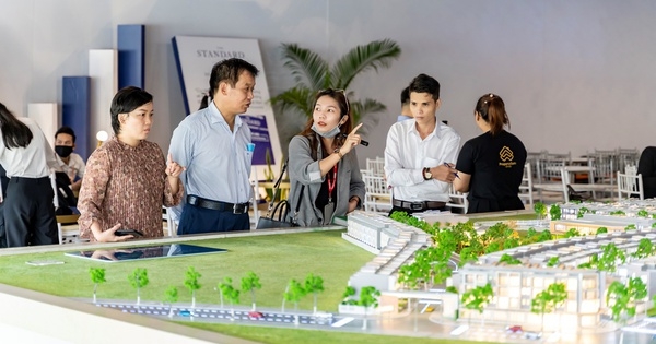 Người vay mua nhà hết "chật vật" nhờ lãi suất thấp kỷ lục 5%