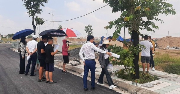Thị trường bất động sản khó chồng khó, nhà đầu tư đang phải “tự cứu” lấy mình?