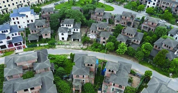 Thị trường bất động sản có cần “giải cứu”?