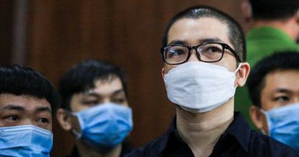 Xét xử cựu CEO Alibaba: Bí ẩn số tiền 13 tỉ đồng
