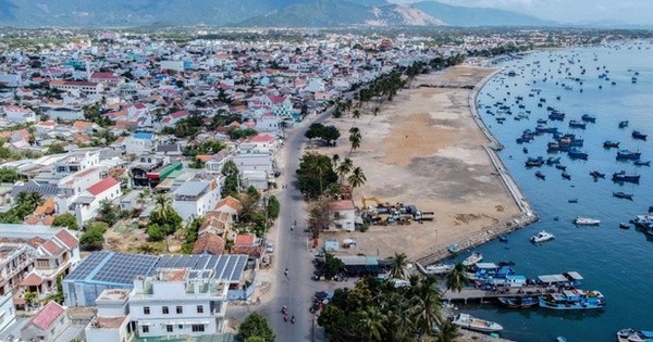 Loạt “ông lớn” Sungroup, Novaland, FPT,... đổ bộ vào Vân Phong, giá bất động sản hiện nay thế nào?